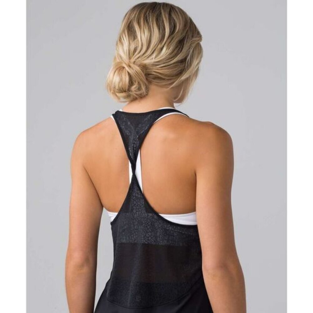 LULULEMON Twist & Train Tank Size 2 Black - Picture 2 of 6